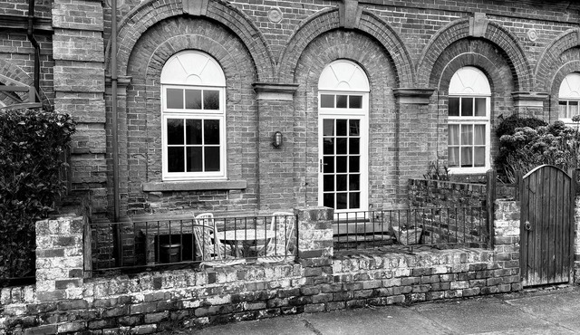 The Ticket Office, Hornsea. 2 minutes to the beach and town centre.