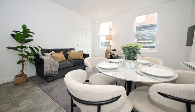 This is the One bright central 1BR well equiped.