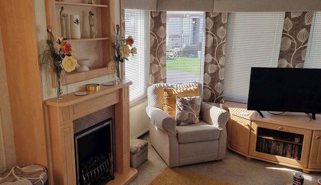 TP409 SEALANDS INGOLDMELLS STUNNING BEACHSIDE LOCATION