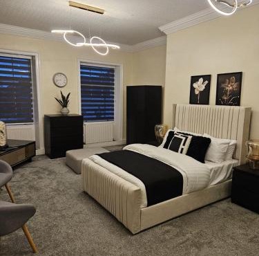 Wakefield Town House Accomodation