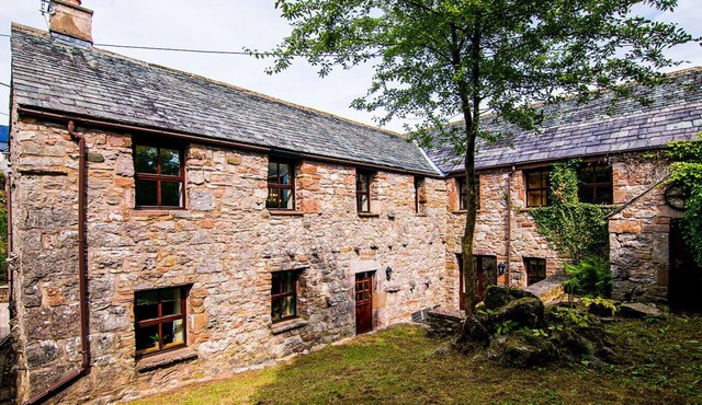 WALTONS CLOSE, pet friendly, with open fire in Stainton, Cumbria