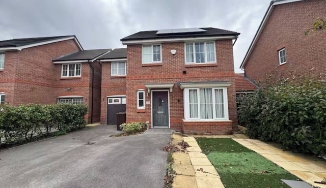 WBC-1-4 | Private Room near Birmingham | WiFi & Parking | Long Stay welcome