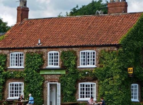 Wentworth arms