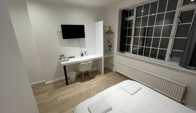 White Rose Hotel & Restaurant - Leeds