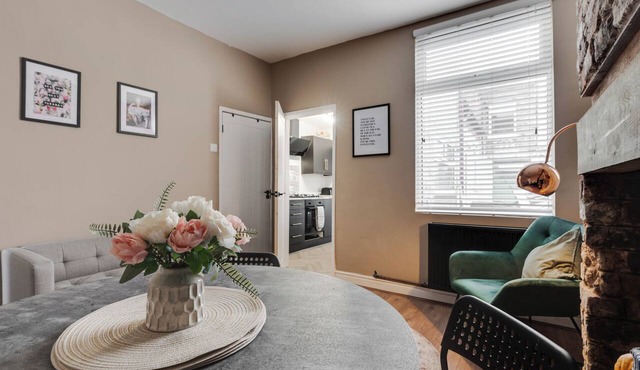 Work & Unwind | Free Parking | Near Sefton Park