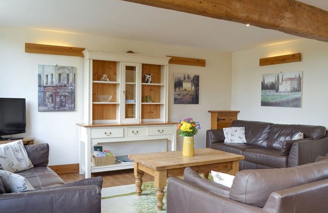 4 bedroom accommodation in Brandesburton, near Bridlington