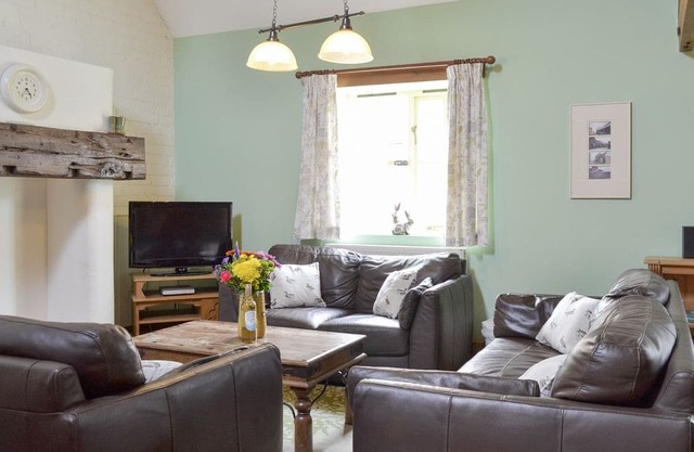 4 bedroom accommodation in Brandesburton, near Bridlington