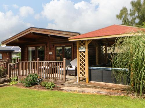 Cornfield Lodge 