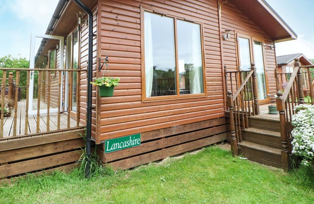 Lancashire Lodge 