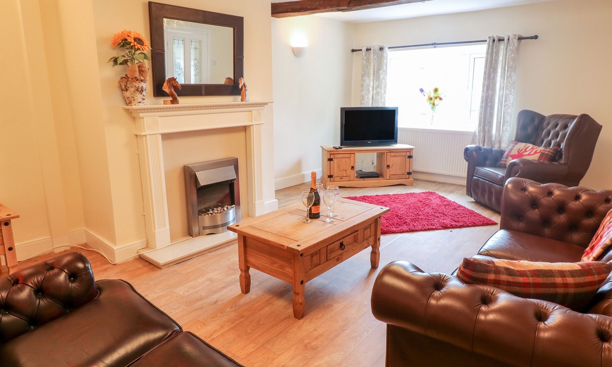 Hoylandswaine Cottage | Stone Farm Cottage