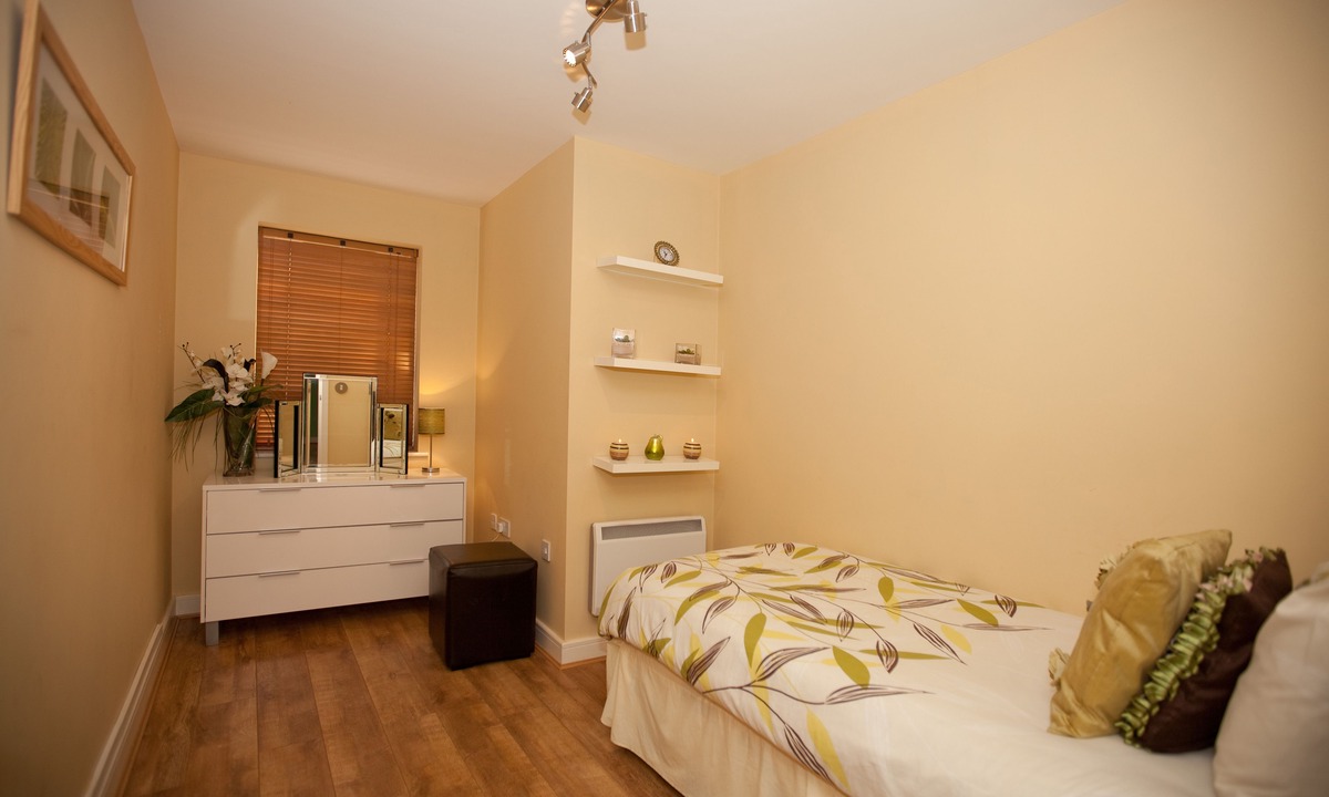 York Apartment | Riverbank View