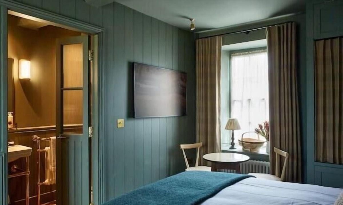 Felmersham Hotel | The Sun Inn