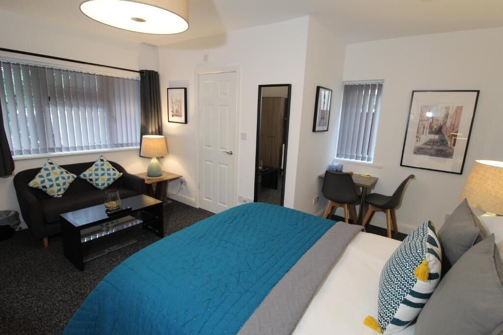 Walsall House | Anson Studios Walsall M6 J10