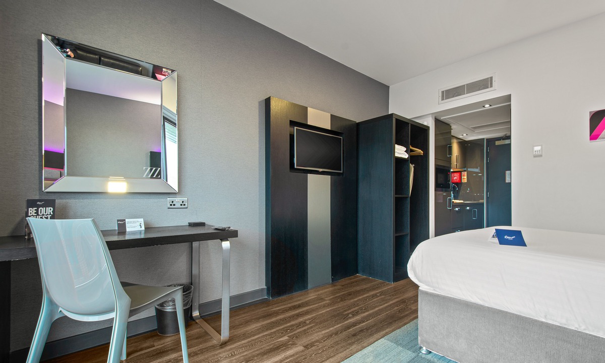 Nottingham City Centre Apartment | Roomzzz Nottingham City