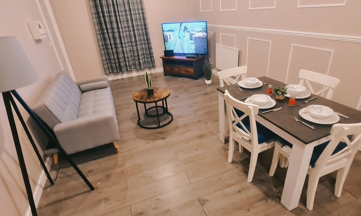 Barnsley Apartment | Charming 1-bed Apartment in Barnsley