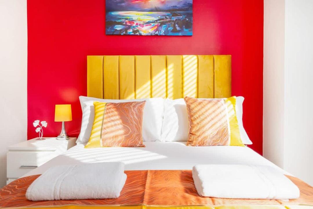 Thornaby On Tees Apartment | NEW! Stylish 5-Bed Apartment in Stockton-on-tees by Stay With Us, Perfect for Contractors & Large Groups, FREE Parking!