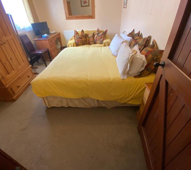 Barnby in the Willows House | Willow Tree Cottages