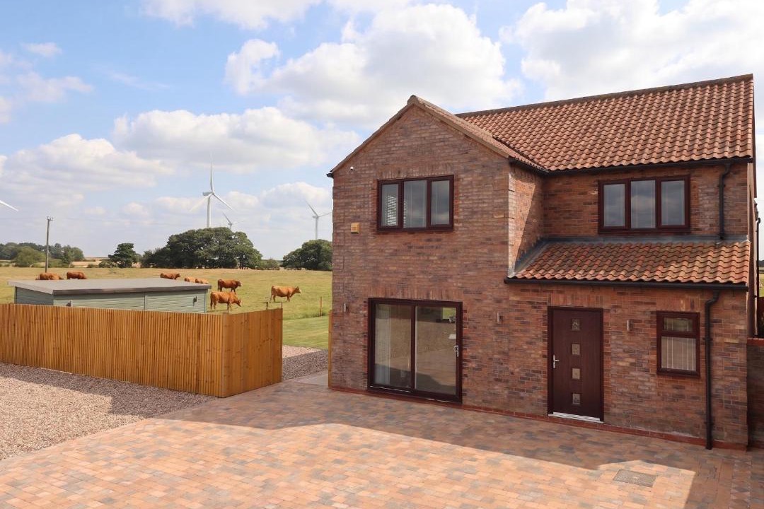 Bridlington House | Gravel Pit Cottage