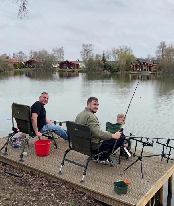 Tattershall House | Elite Retreats 4U - Lakeside Hot Tub Log Cabin with a Private Fishing Peg at Tattershall Lakes Country Park