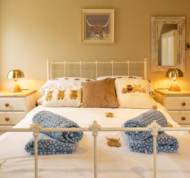 Scarborough House | STAXTON COACH HOUSE dog friendly with garden