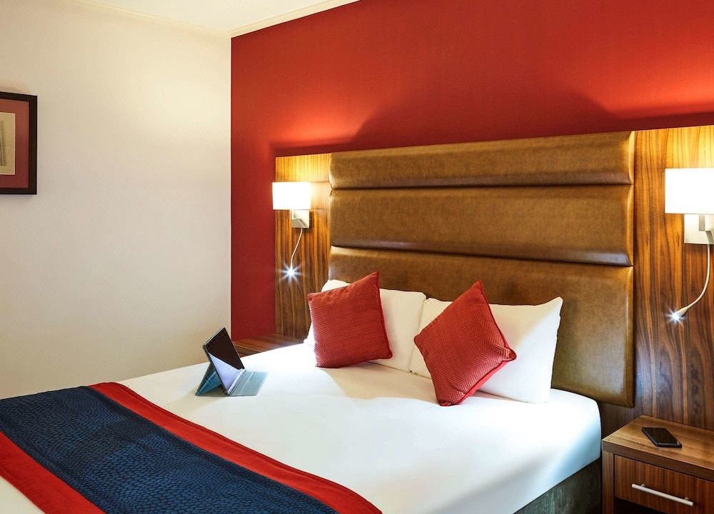 Photo of Bedroom in Woolhamton