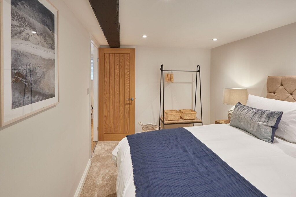 Photo of Bedroom in West Cliff