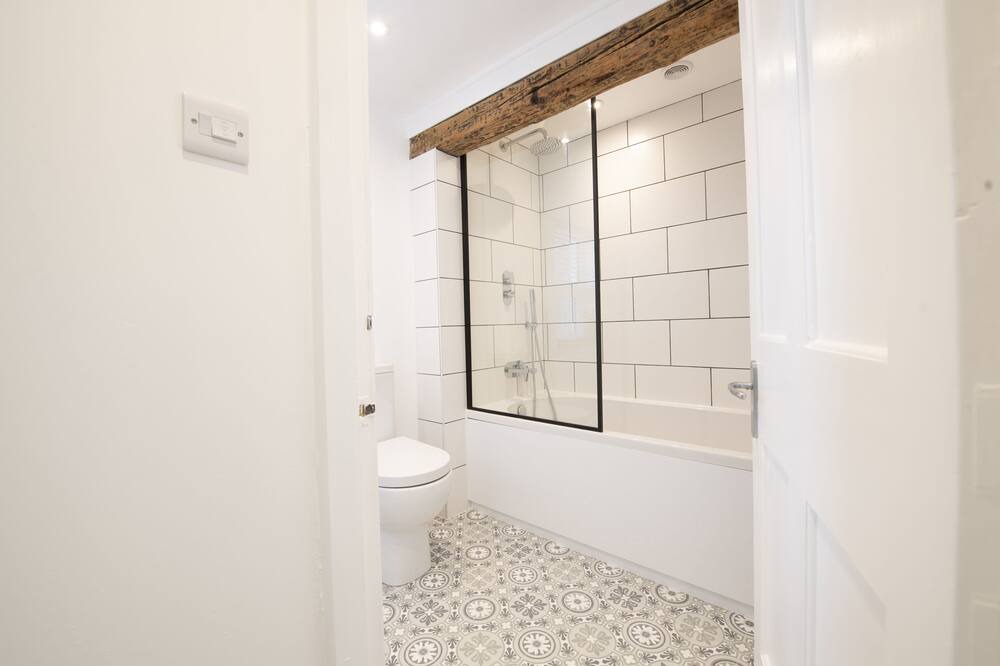 Photo of Bathroom in Leyburn