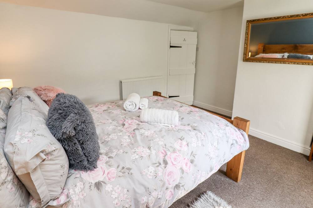 Photo of Bedroom in Arnold