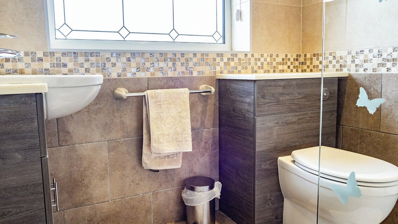 Photo of Bathroom in Alford