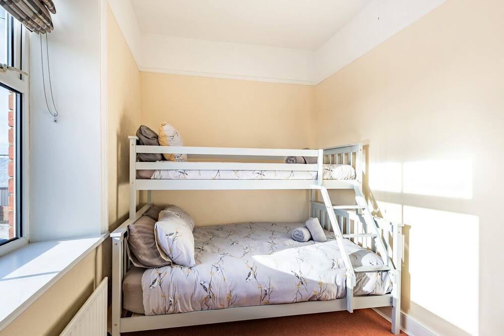 Photo of Bedroom in Helsey