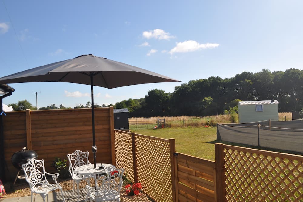 Photo of Patio Balcony in Chackmore