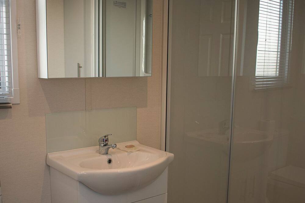Photo of Bathroom in Caistor