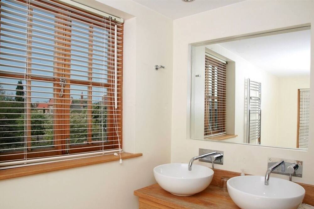 Photo of Bathroom in Beverley