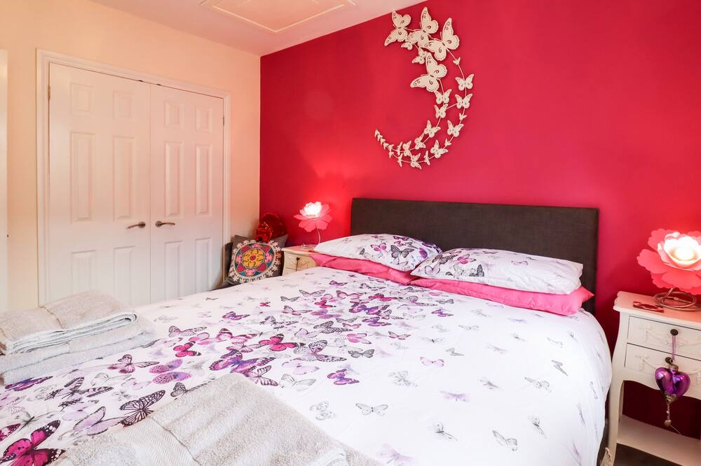 Photo of Bedroom in Raunds