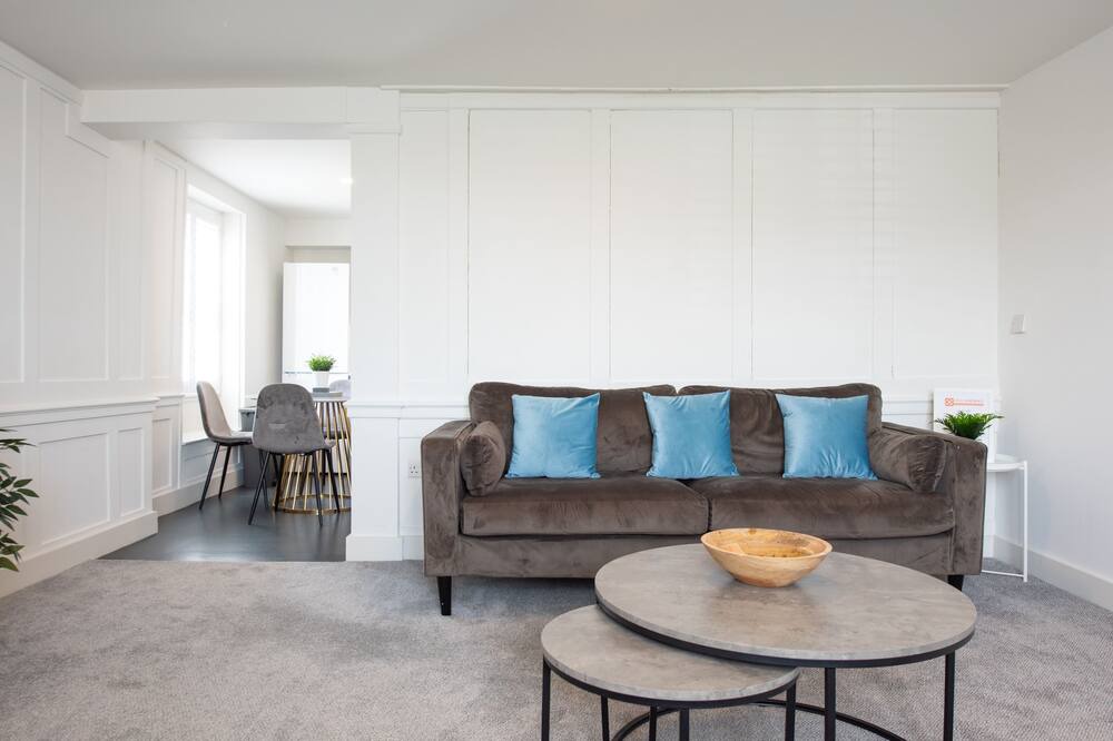 Photo of Livingroom in Herongate