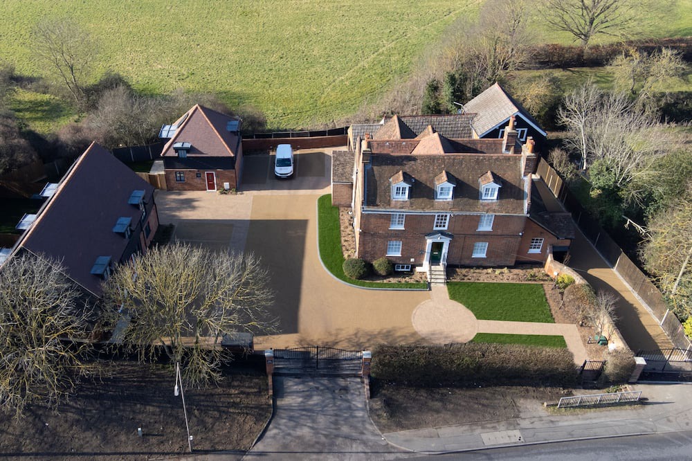 Photo of Outdoor in Herongate
