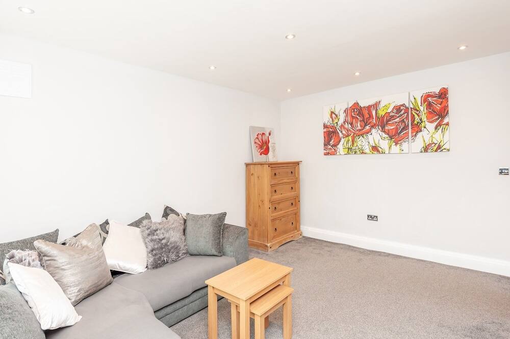 Photo of Livingroom in Chapeltown
