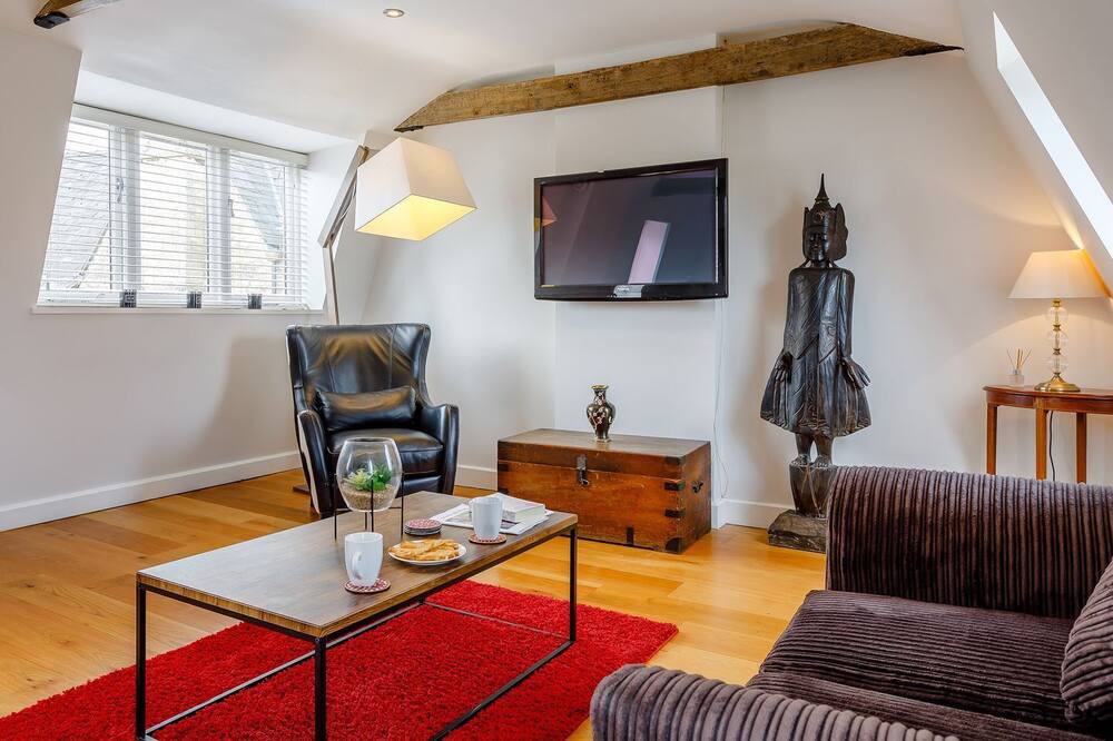 Photo of Livingroom in Stamford