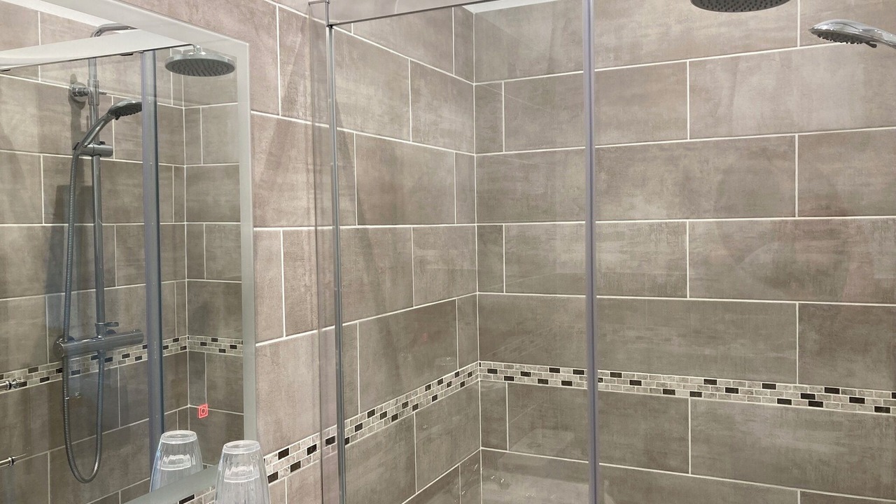 Photo of Bathroom in Canwick