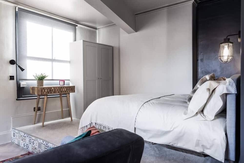 Photo of Bedroom in Market Harborough