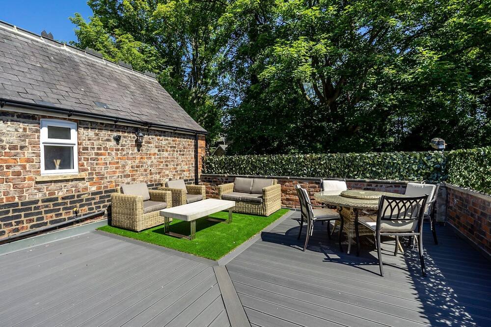 Photo of Patio Balcony in Bootham