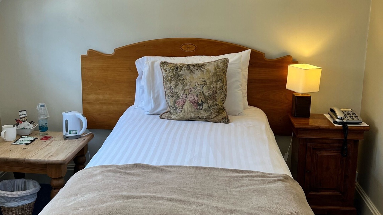 Photo of Bedroom in Longdon