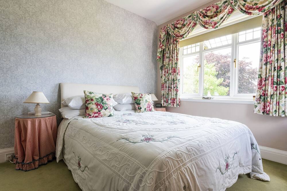 Photo of Bedroom in Earls Barton