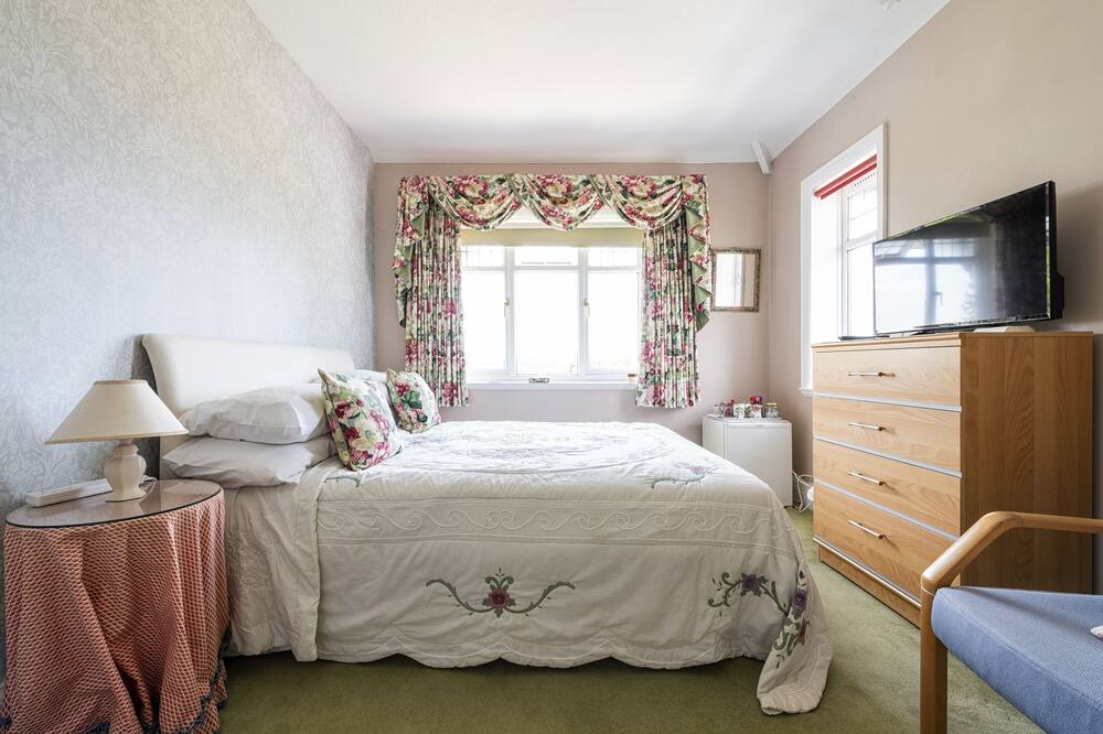 Photo of Bedroom in Earls Barton
