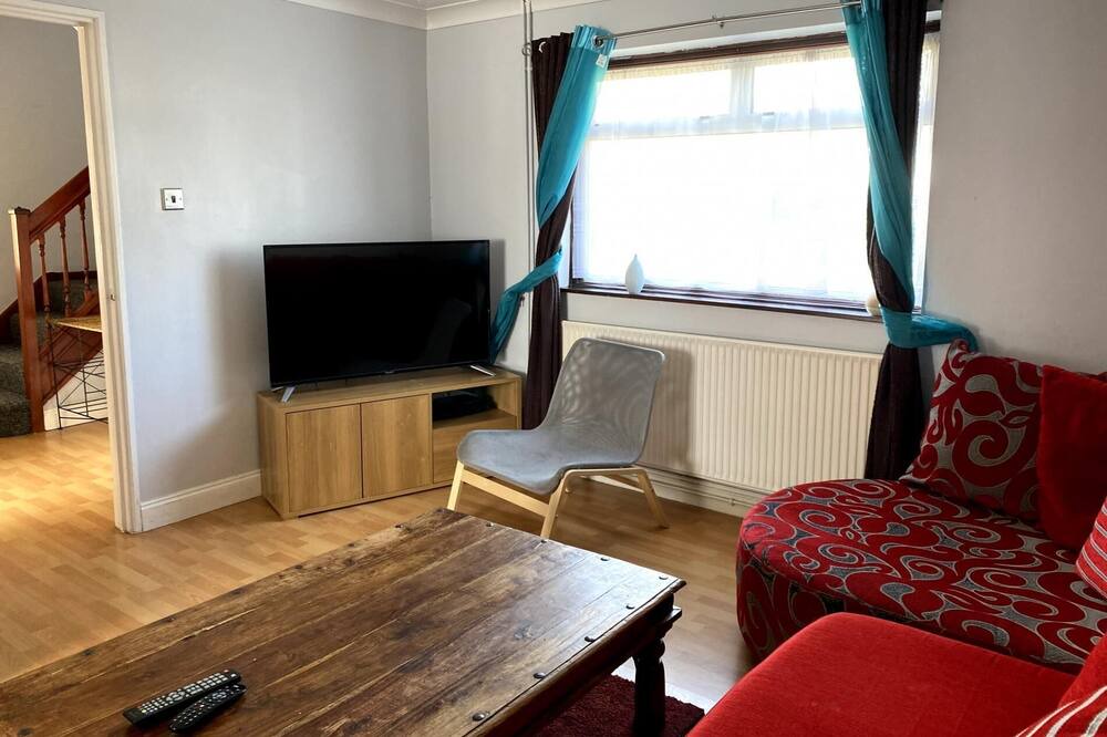 Photo of Livingroom in Dunstable