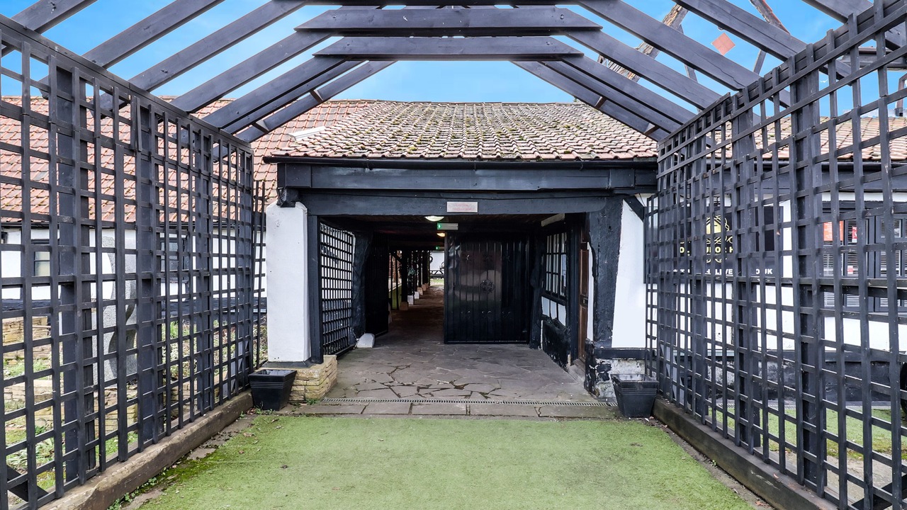 Photo of Outdoor in Astwick