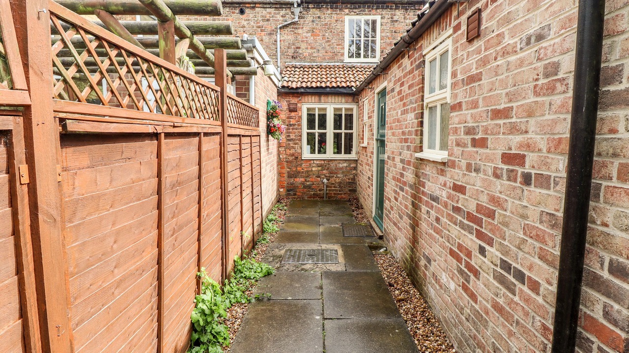 Photo of Outdoor in Alford
