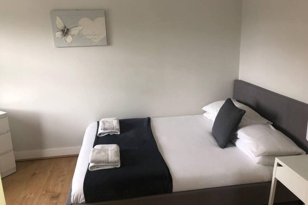 Photo of Bedroom in Loughborough