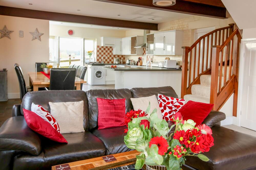 Photo of Livingroom in Sledmere