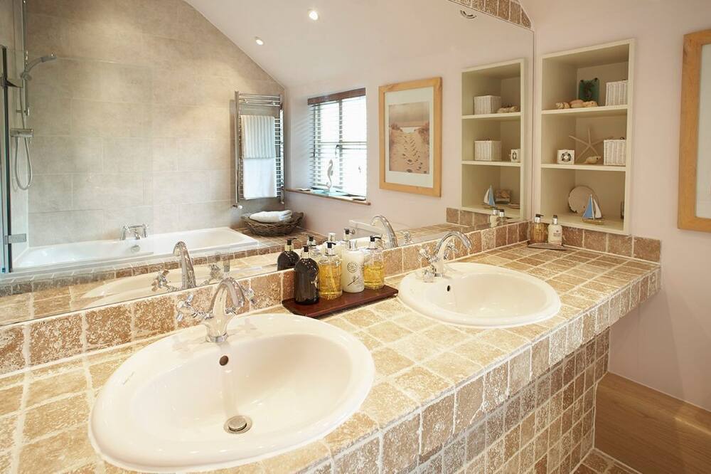 Photo of Bathroom in Little Weighton